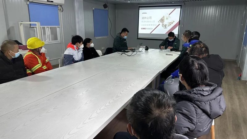 研究生数学小班辅导：揭秘其优势与潜在问题